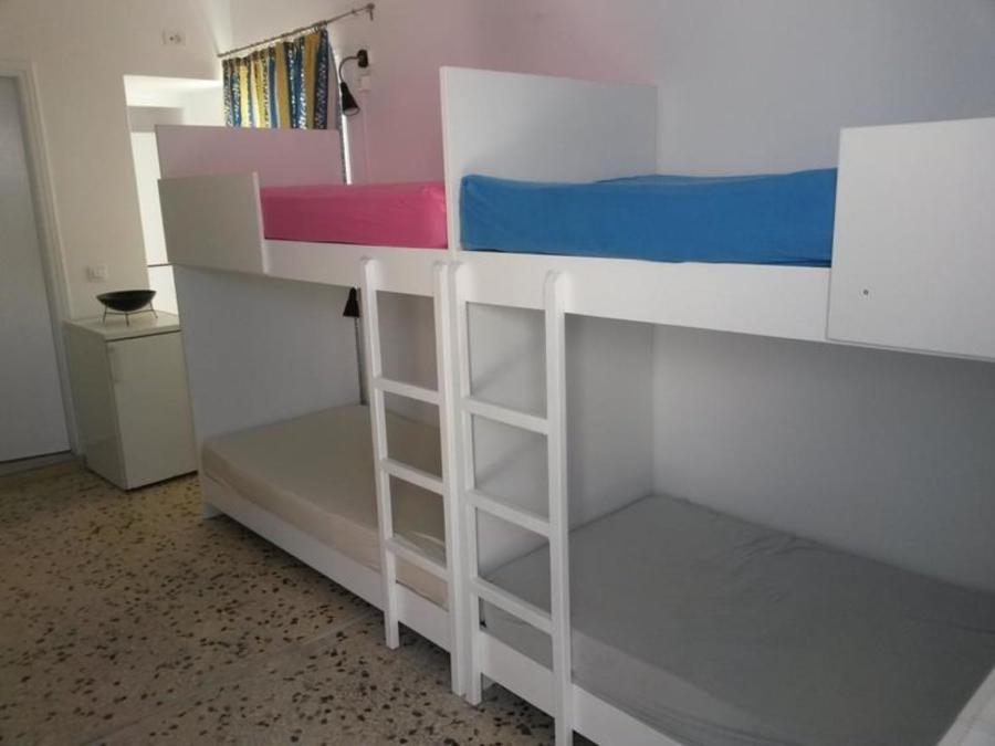 Fira Backpackers Place Luaran gambar