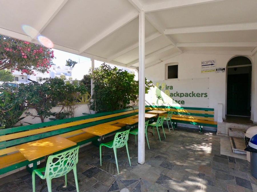 Fira Backpackers Place Luaran gambar