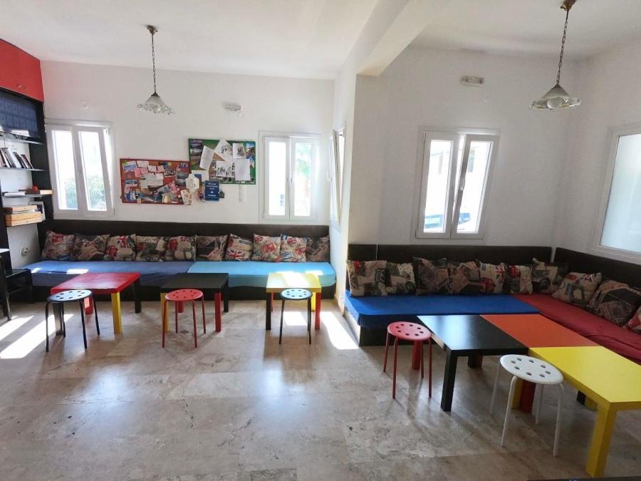 Fira Backpackers Place Luaran gambar